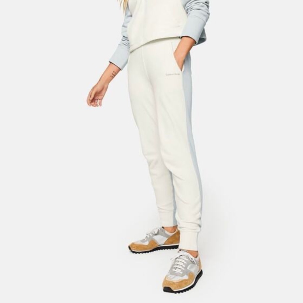 💌 Outdoor Voices Dove/Bone Soft Cotton Joggers Women's SMALL